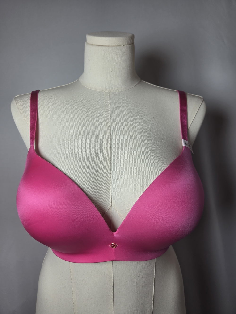 Victoria’s Secret 36DDD Hot Pink Wirefree Push Up Bra Gold Logo NWT